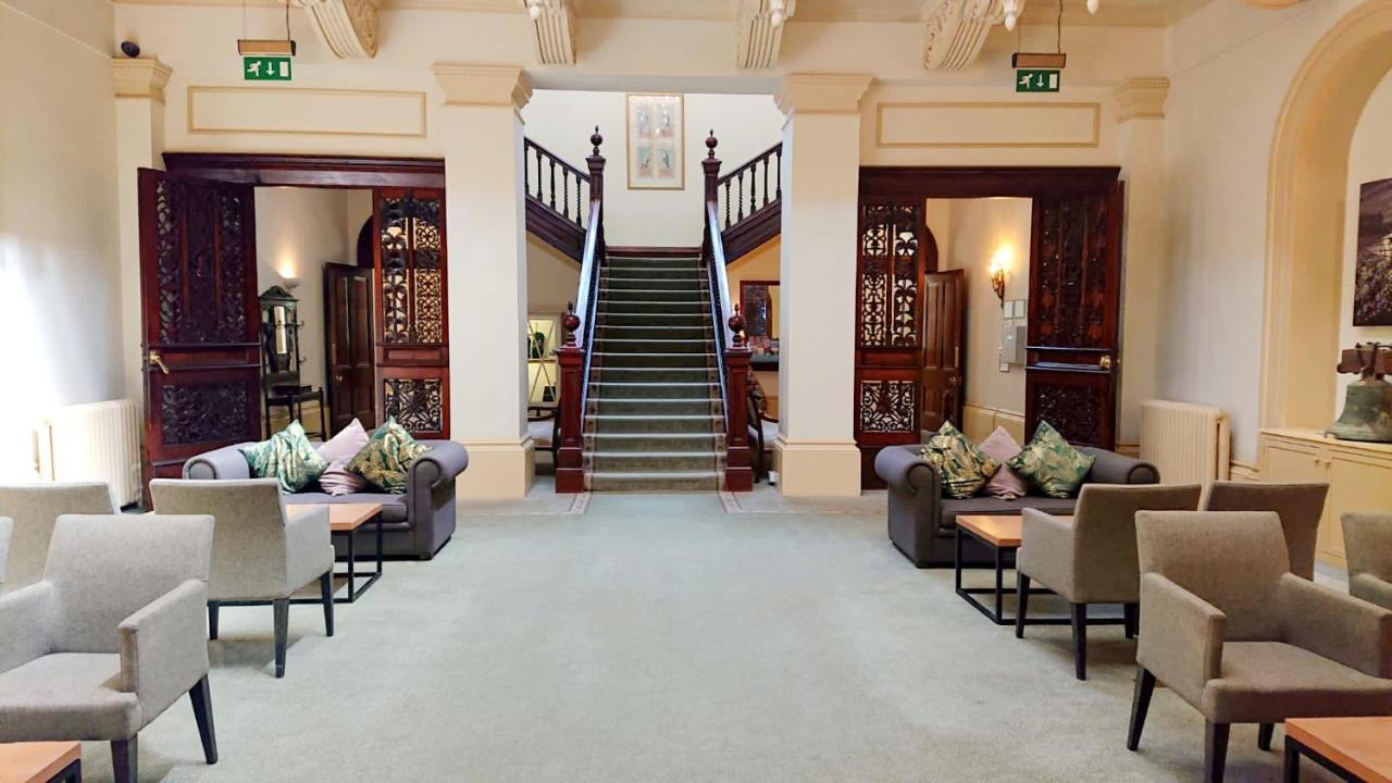 Trenython Manor Resort Фовей Экстерьер фото