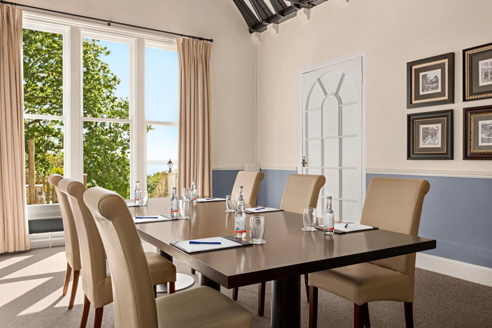 Trenython Manor Resort Фовей Экстерьер фото